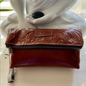 New Patricia Nash Valerie Clutch